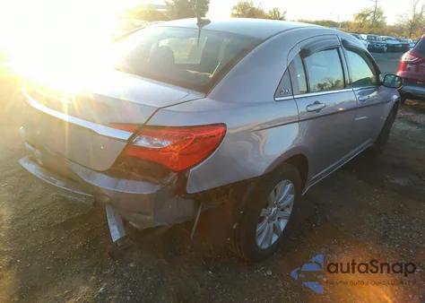 2013 Chrysler 200 Touring из США, поврежденный, VIN 1C3CCBBBXDN546039